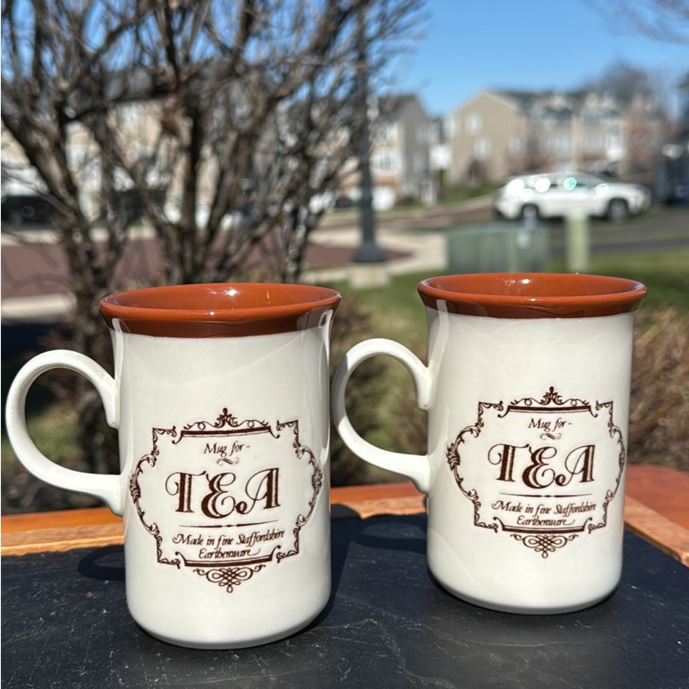 English Vintage Mug Set